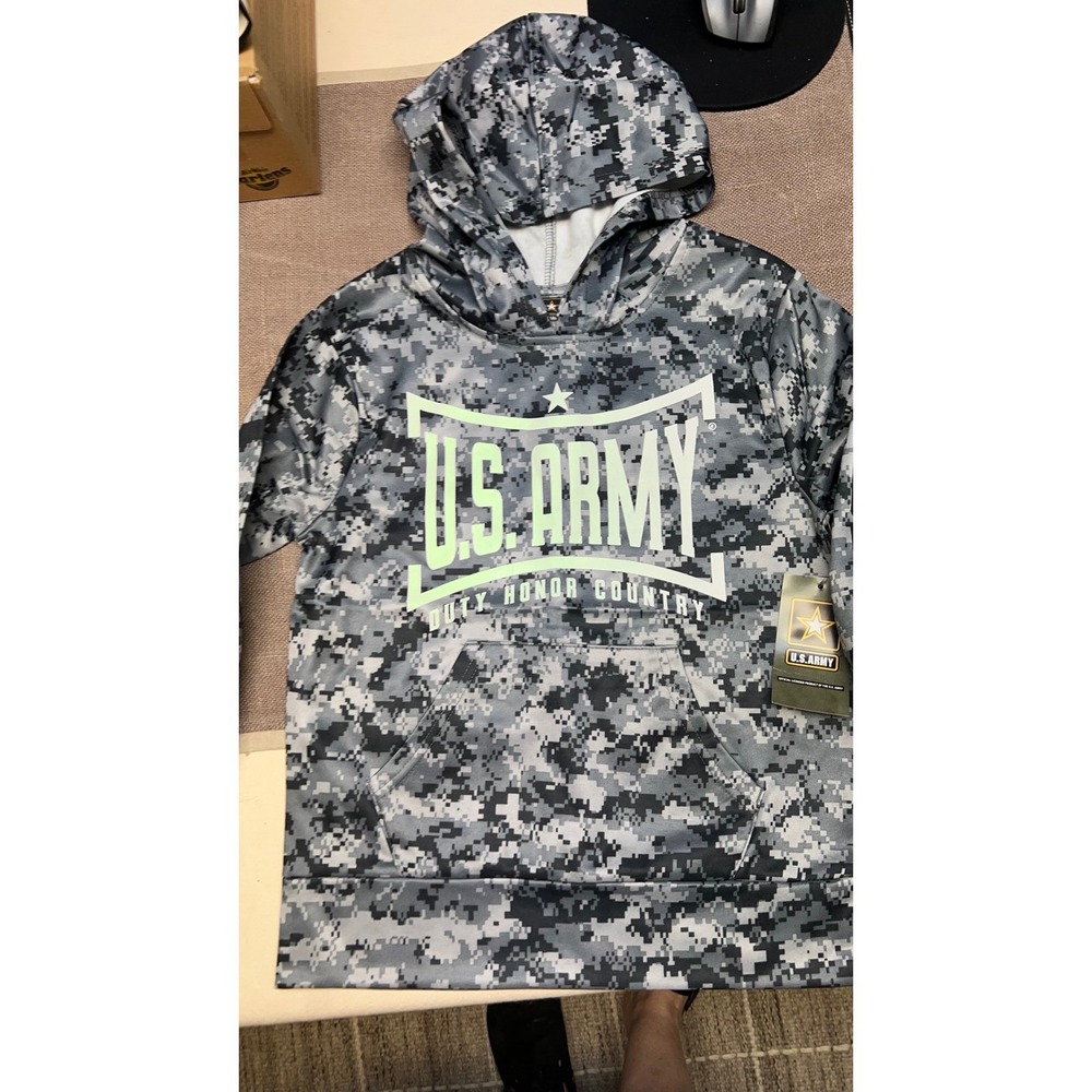 Childs US Army Hoodie Sweatshirt Small Grey Digital Camo Duty Honor Country NWT